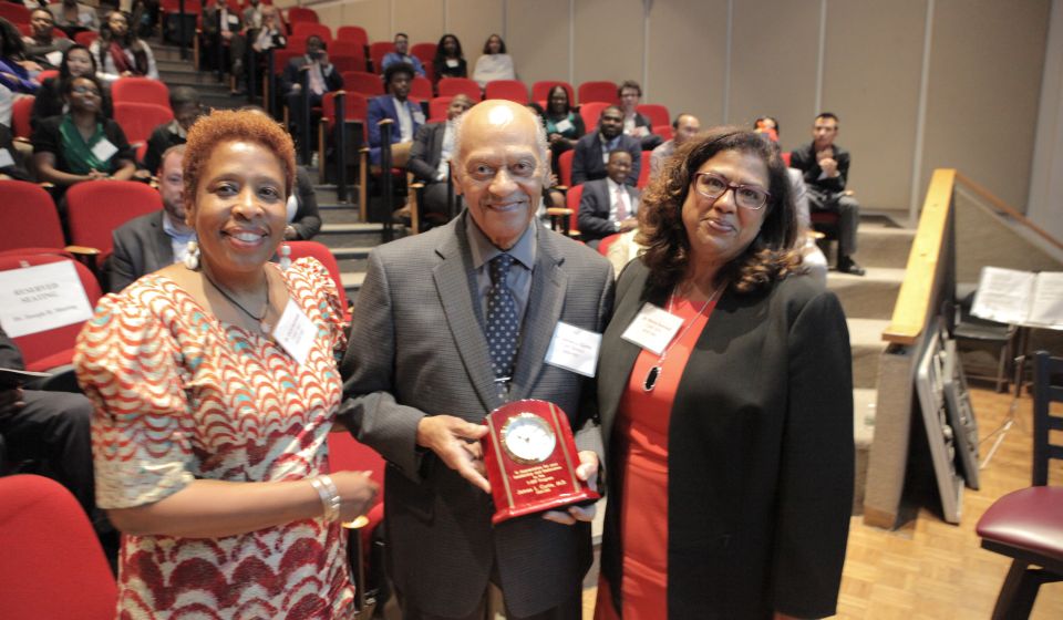 Weill Cornell Medical College's Traveler's Summer Research Fellowship – great for juniors or seniors applying to med school after May 2024 – Career & Internship Center